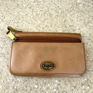 Fossil wallet. Unique design.